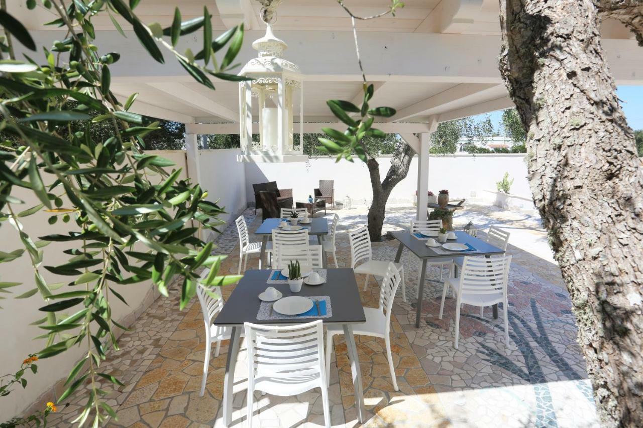 Il Giardino Degli Aromi Bed & Breakfast Cerfignano Exterior photo